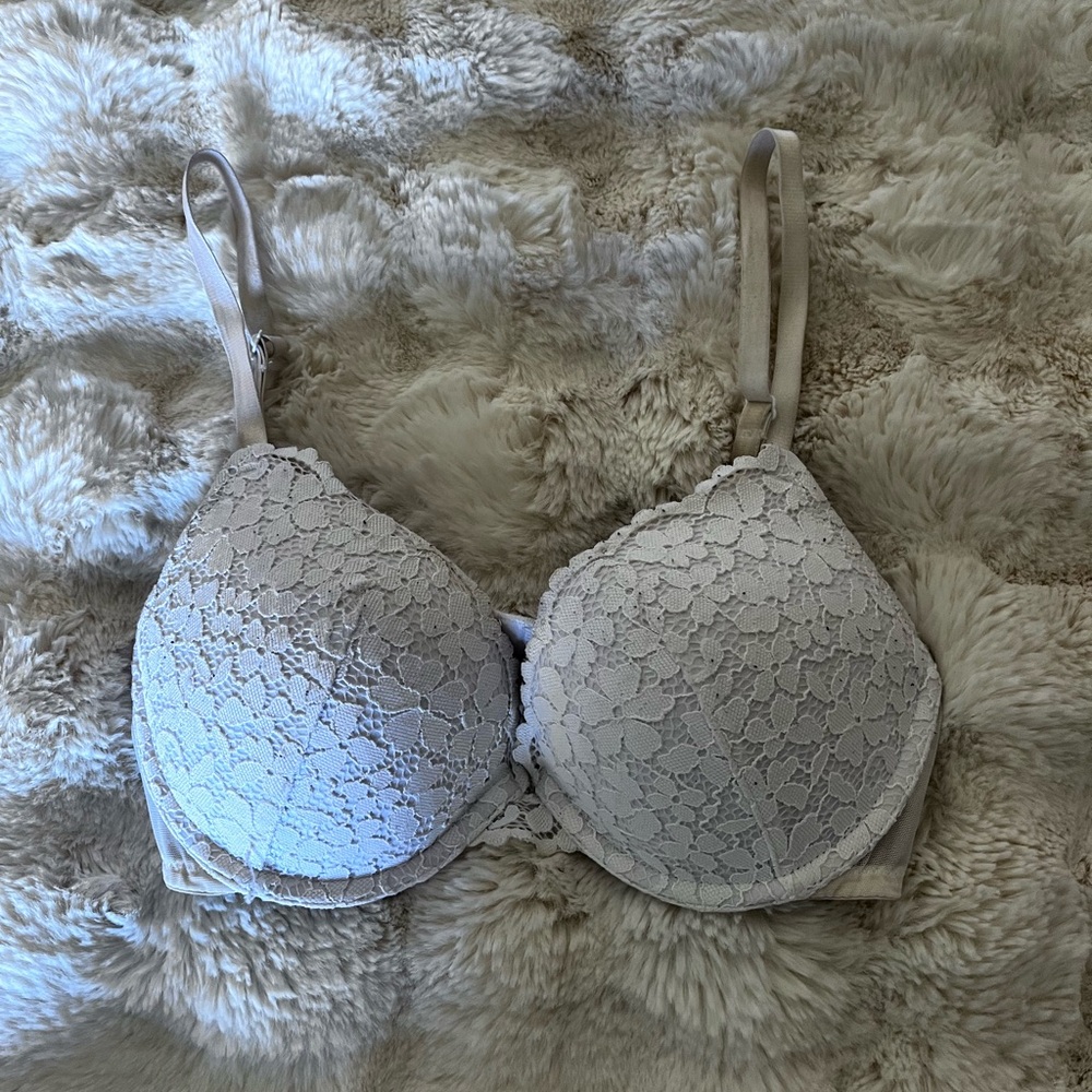 Victoria’s Secret bra